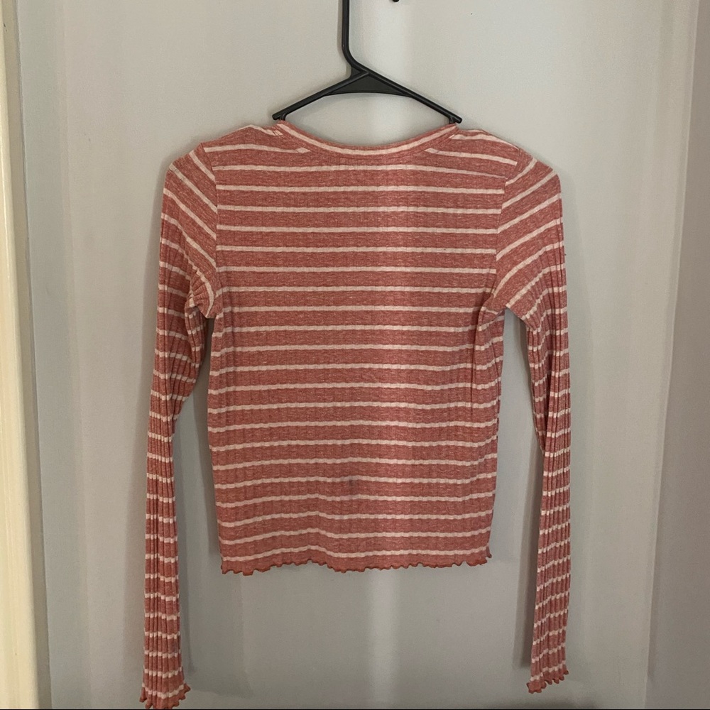 american eagle striped ruffled sleeve long sleeve - Picture 2 of 3